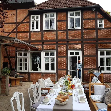 Neu! Alte Schule Jarnsen Klassenzimmer *